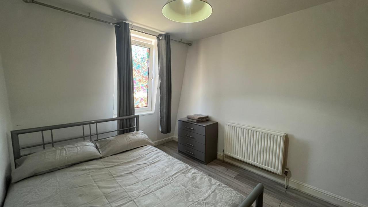Comfy 2 Bedroom Apartments - Finchley Road, Londen Buitenkant foto